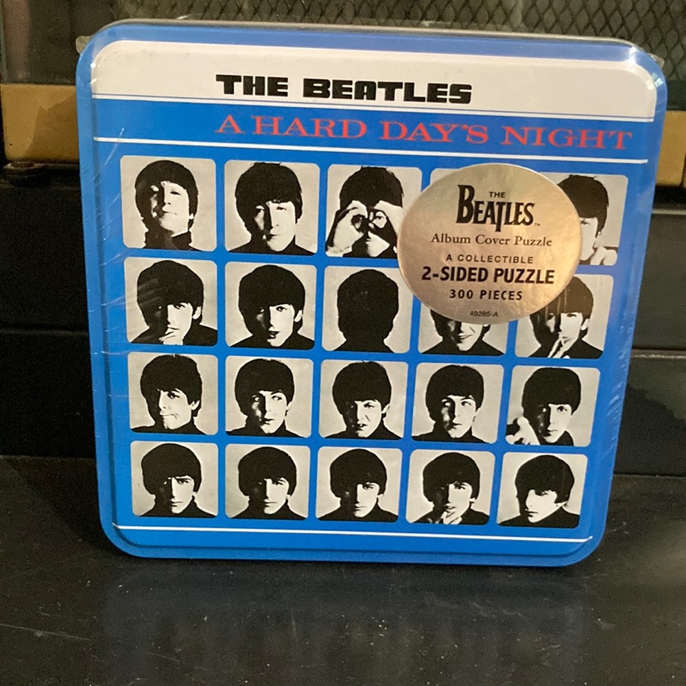 The Beatles Hard Day’s Night 300 piece puzzle-NEVER OPENED